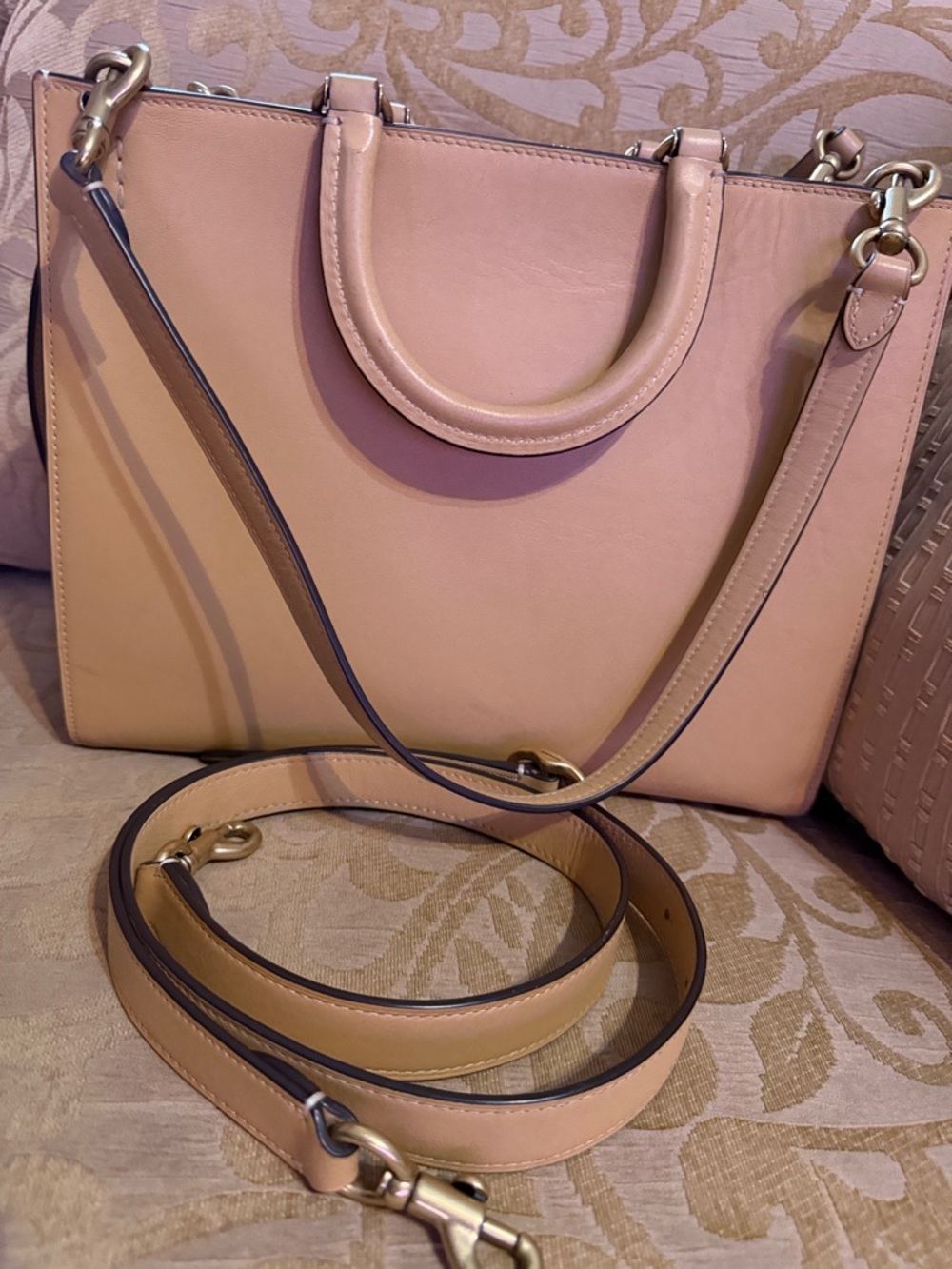 Coach 30 Rogue Glove Tanned Bag in Tan preowned - Picture 2 of 16